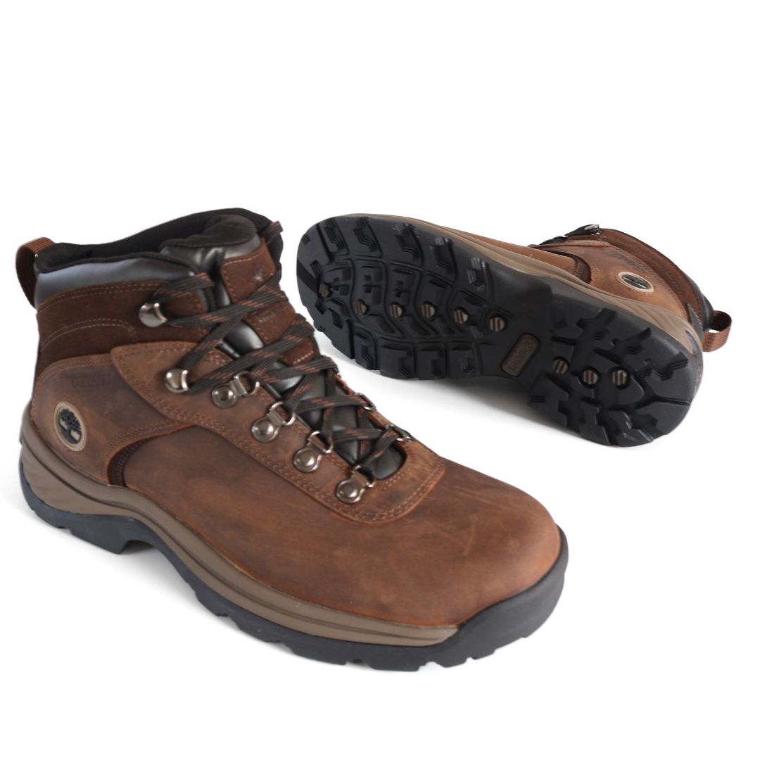 Timberland Flume Mid Mens Waterproof Boots Trainers UK Size 8 TB 118128242