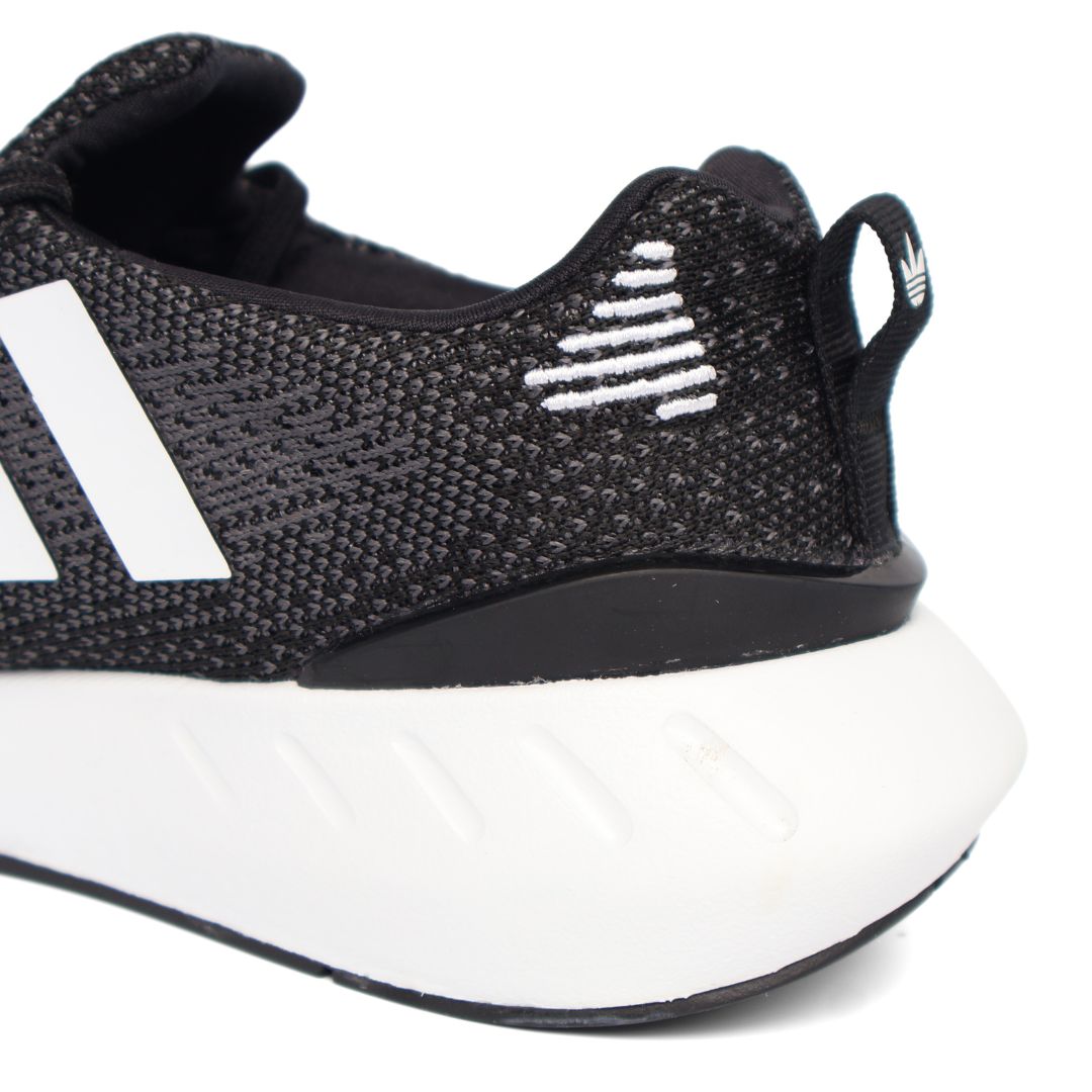 Adidas Swift Run 22 Womens Shoes Trainers UK Size 4.5 GV7971