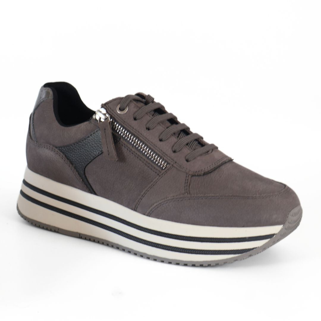 Geox D Kency Respira Womens Shoes Trainers UK Size 7 Grey White