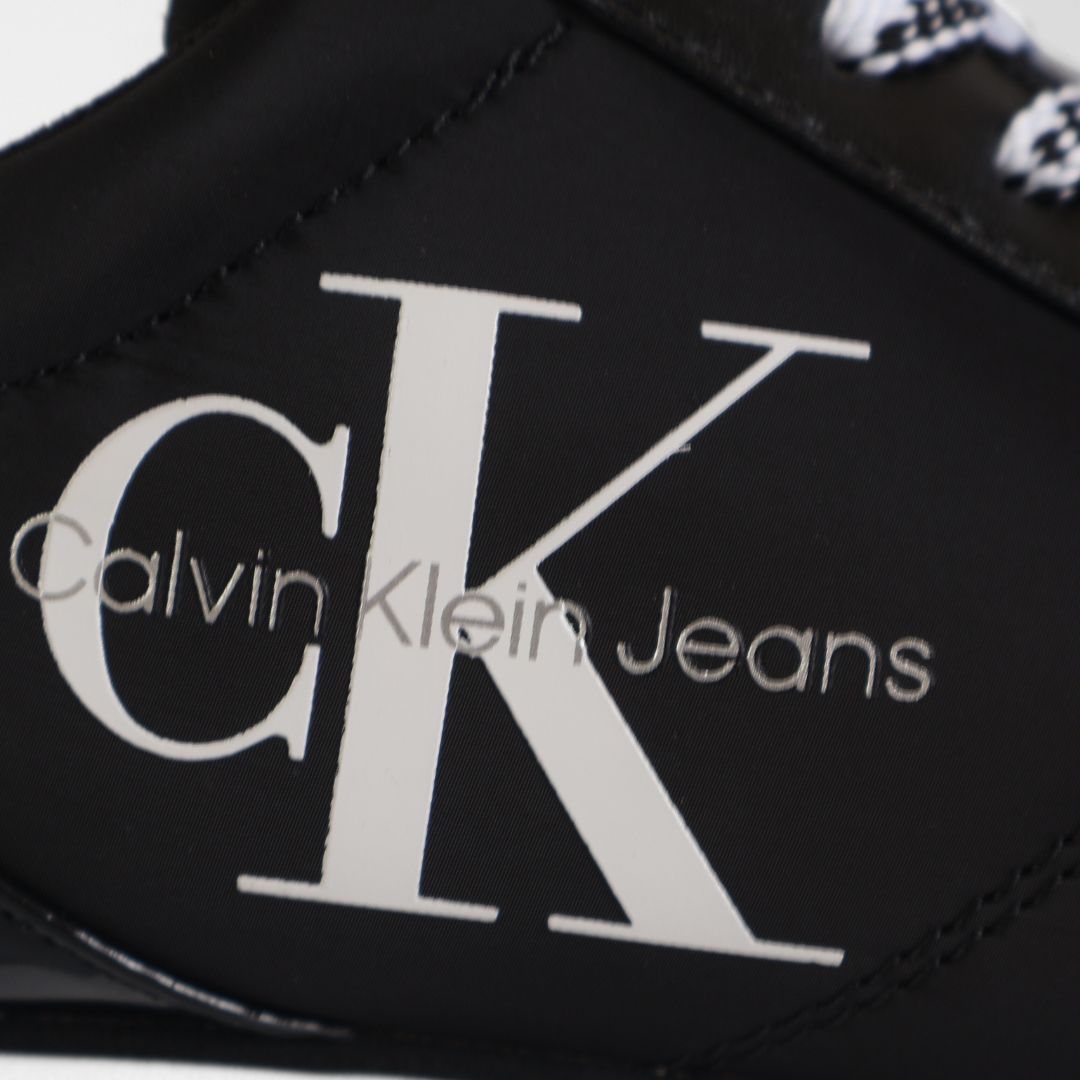 Calvin Klein Jeans Cayle Womens Shoes Trainers UK Size 8