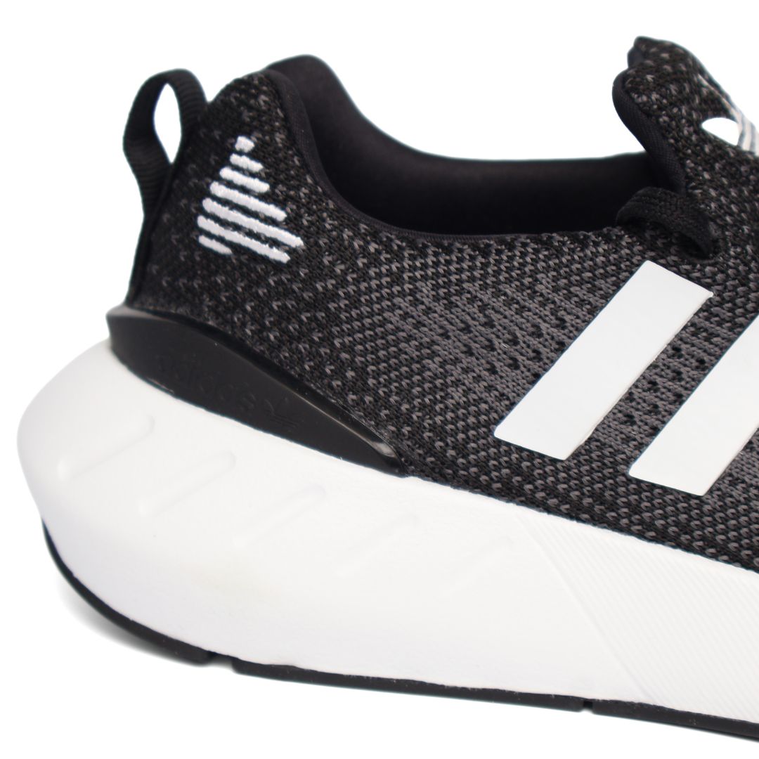 Adidas Swift Run 22 Womens Shoes Trainers UK Size 4.5 GV7971
