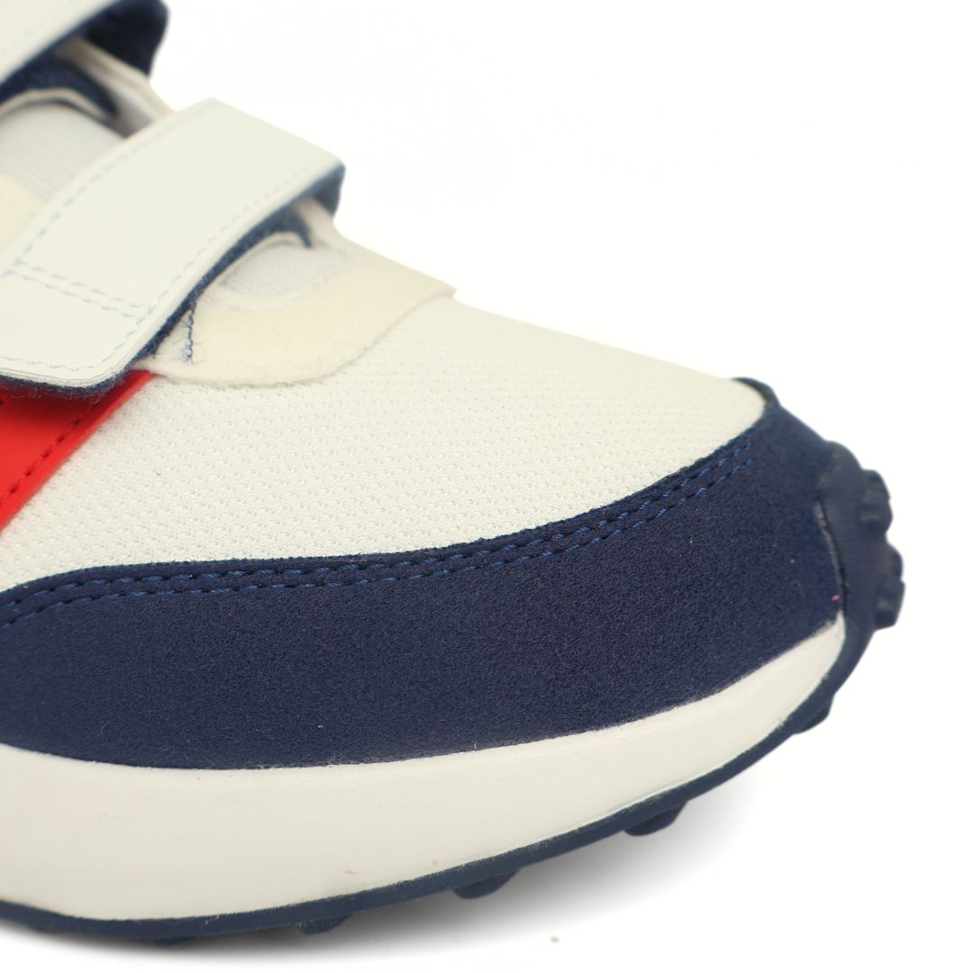 Adidas Run 70s Boys Shoes Trainers Uk Size 5 GW0333