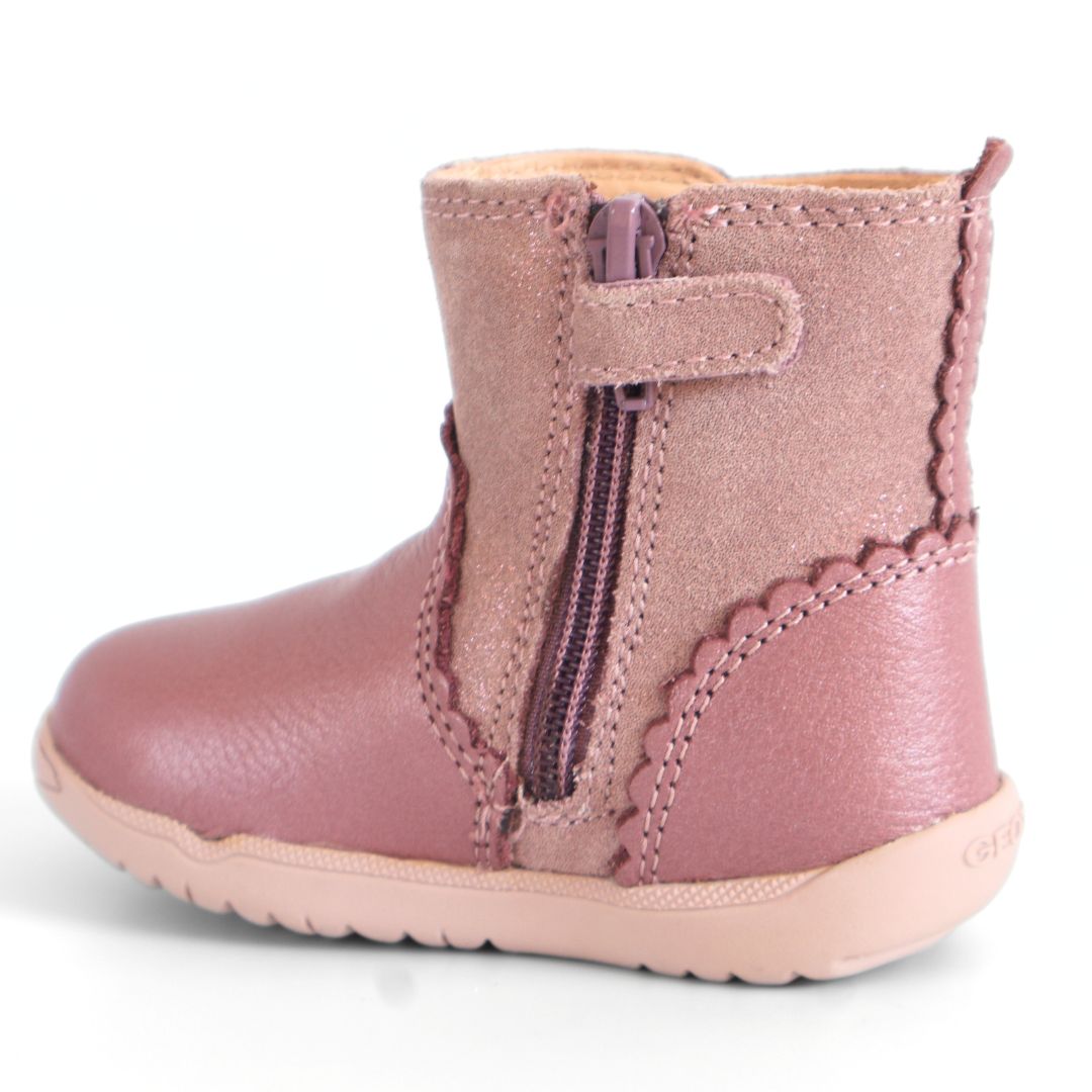 Geox B Macchia Respira Toddlers Girls Boots Trainers UK Size 2.5