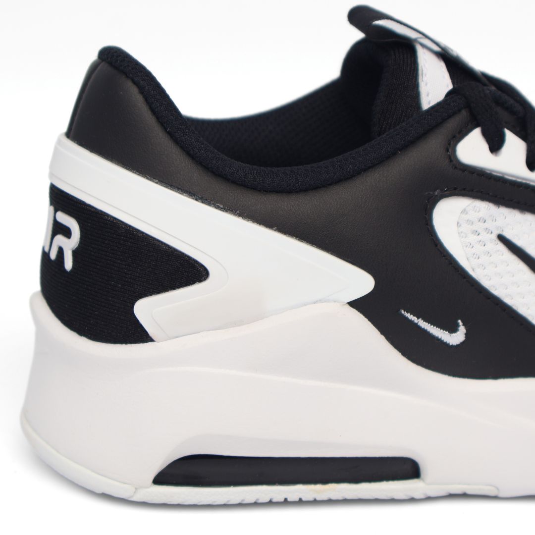 Nike Air Max Bolt Boys Shoes Trainers UK Size 5 CW1626 102