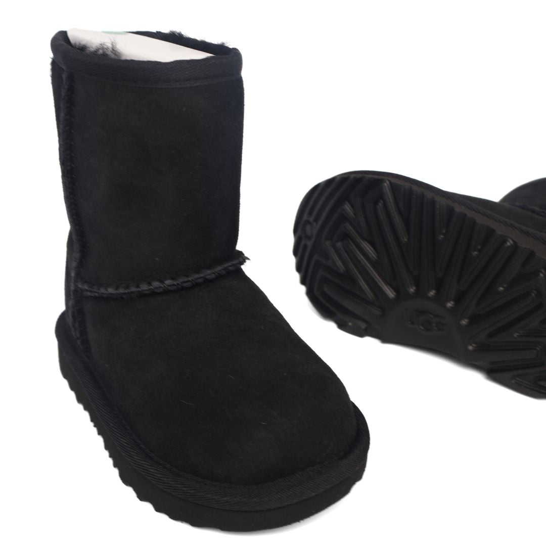 UGG Classic II Girls Toddlers Boots Shoes UK Size 6 Pull On