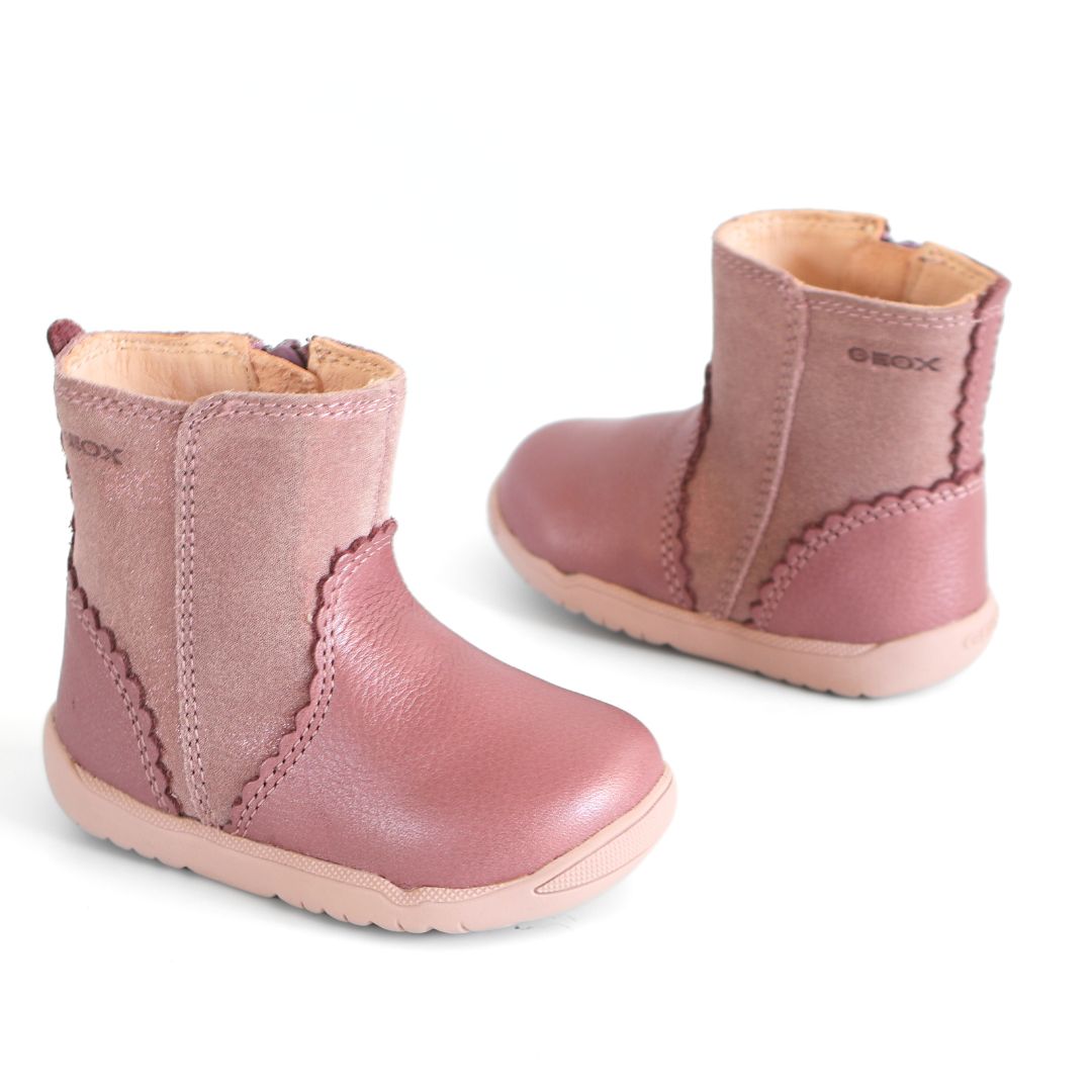 Geox B Macchia Respira Toddlers Girls Boots Trainers UK Size 2.5