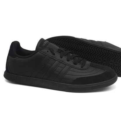 Adidas Okosu Mens Shoes Trainers Uk Size 8.5   H02041