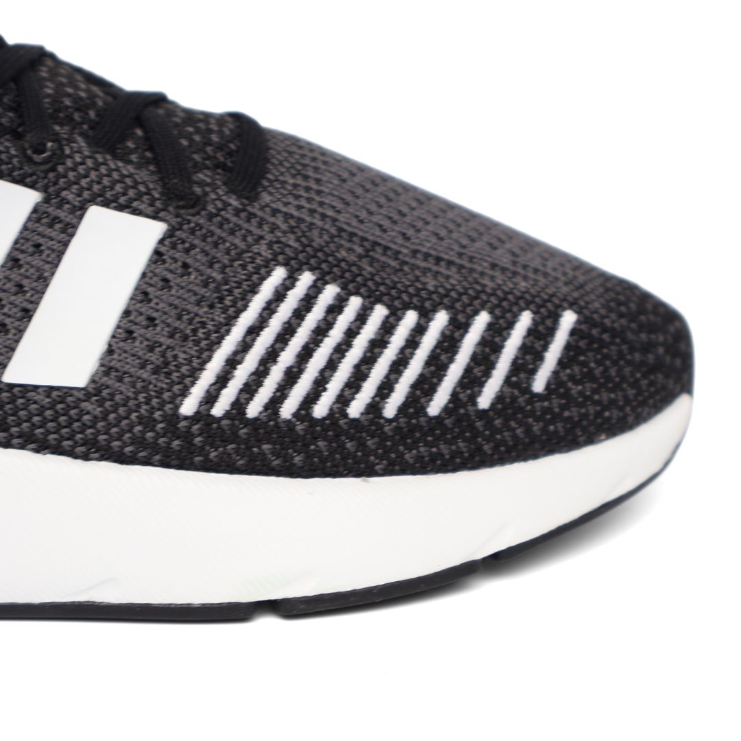 Adidas Swift Run 22 Womens Shoes Trainers UK Size 4.5   GV7971